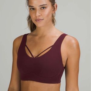 Lululemon Strappy Nulu Yoga Bra *Light Support, C/D Cup